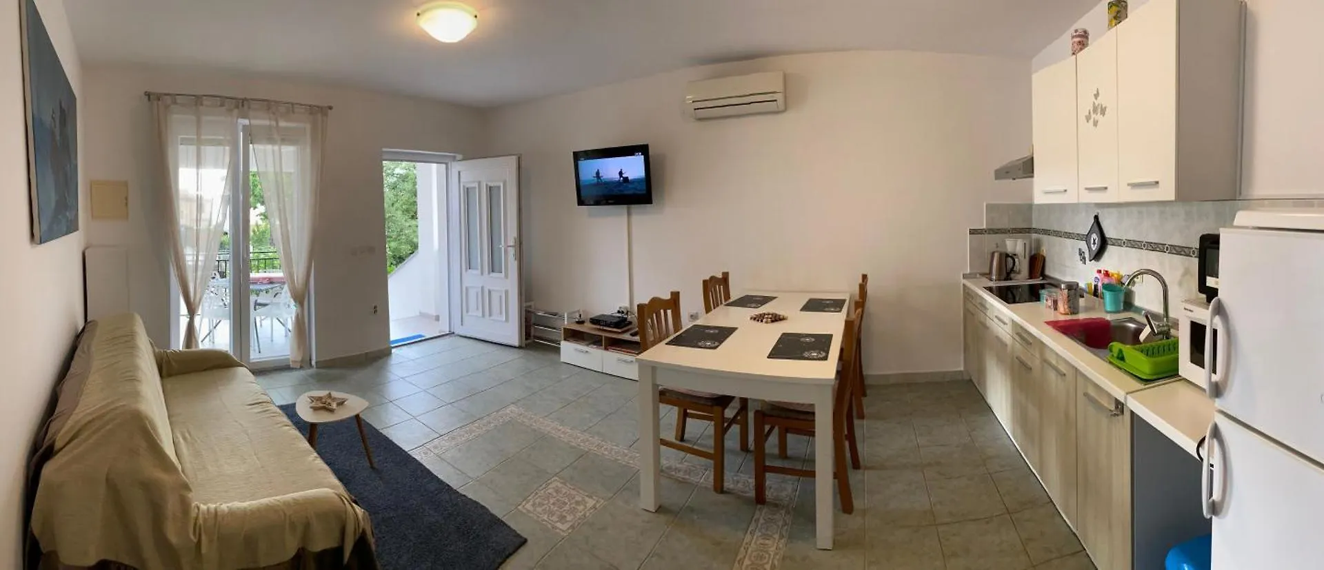 Apartments And Rooms With Parking Space Rovinj - 23148 0*,