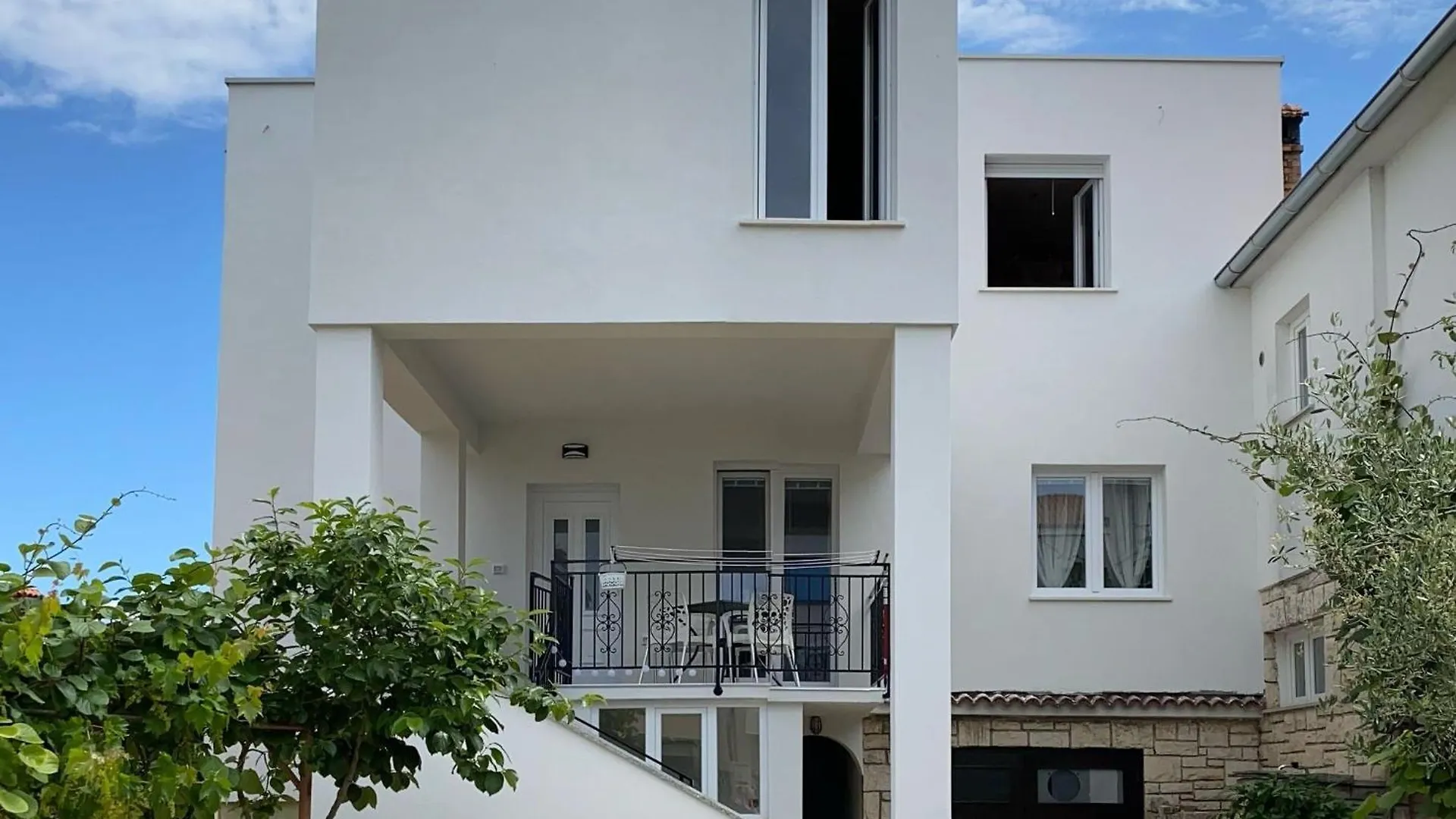 Apartments And Rooms With Parking Space Rovinj - 23148 Guest house